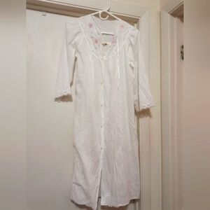Vintage Barbizon P Robe Nightgown